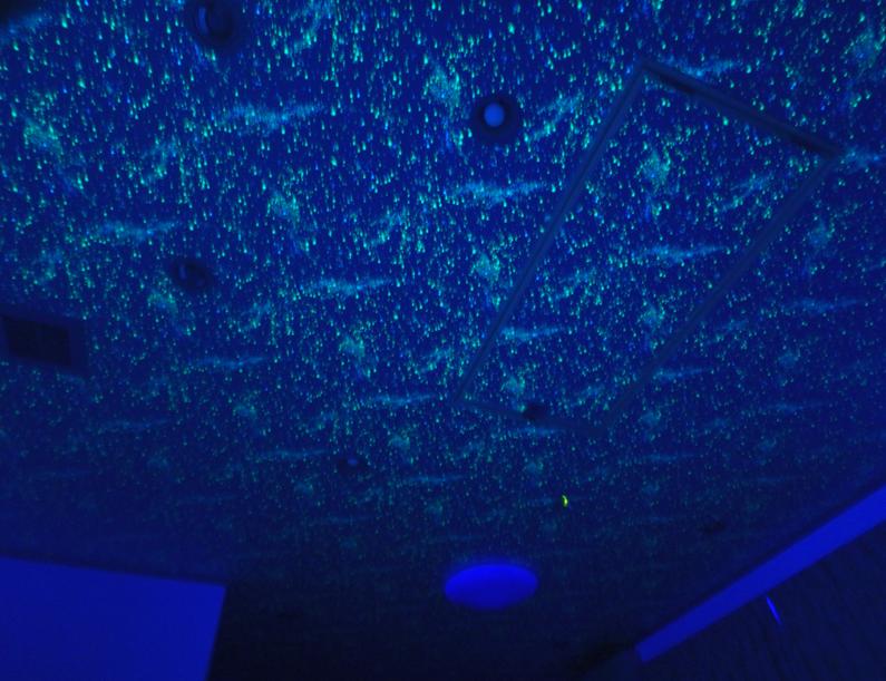 hillsyamabare　天井　クロス　ブラックライト　満天　星